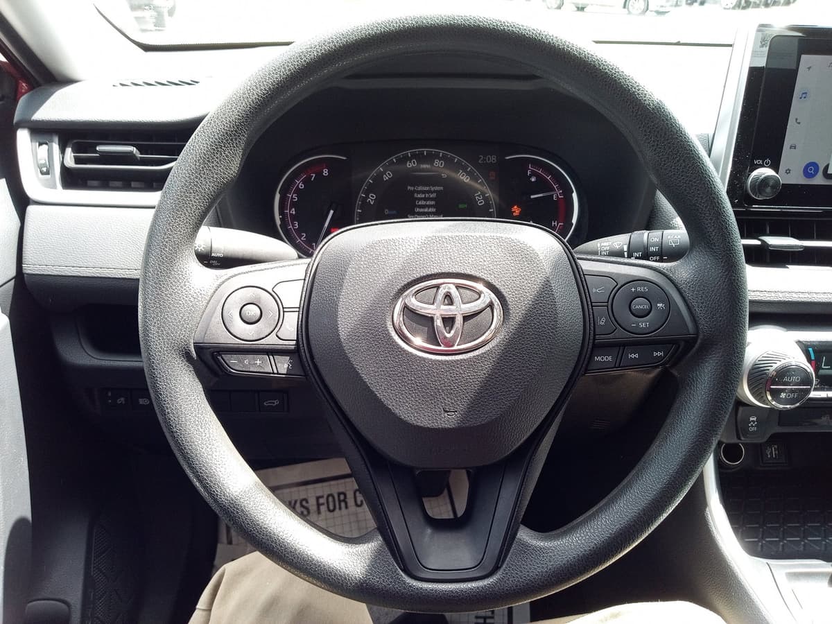 2023 Toyota RAV4 - Image 19