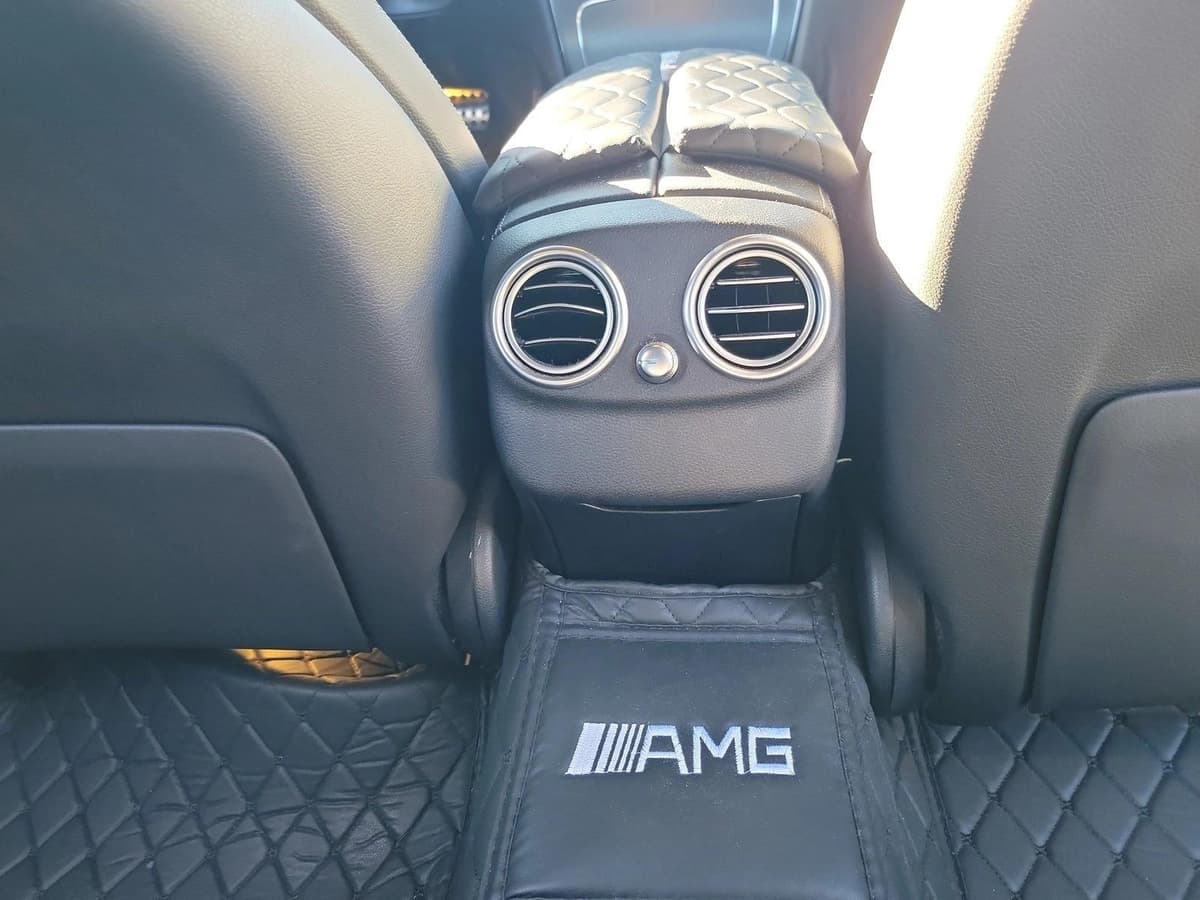 2020 Mercedes-Benz C-Class - Image 17