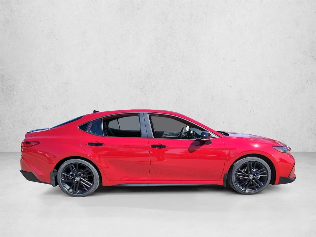 2026 Toyota Camry - Image 4