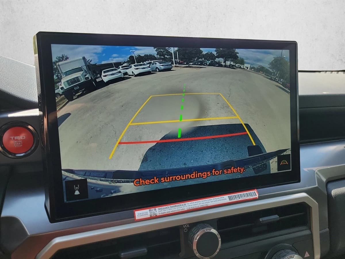 2025 Toyota Tacoma - Image 23