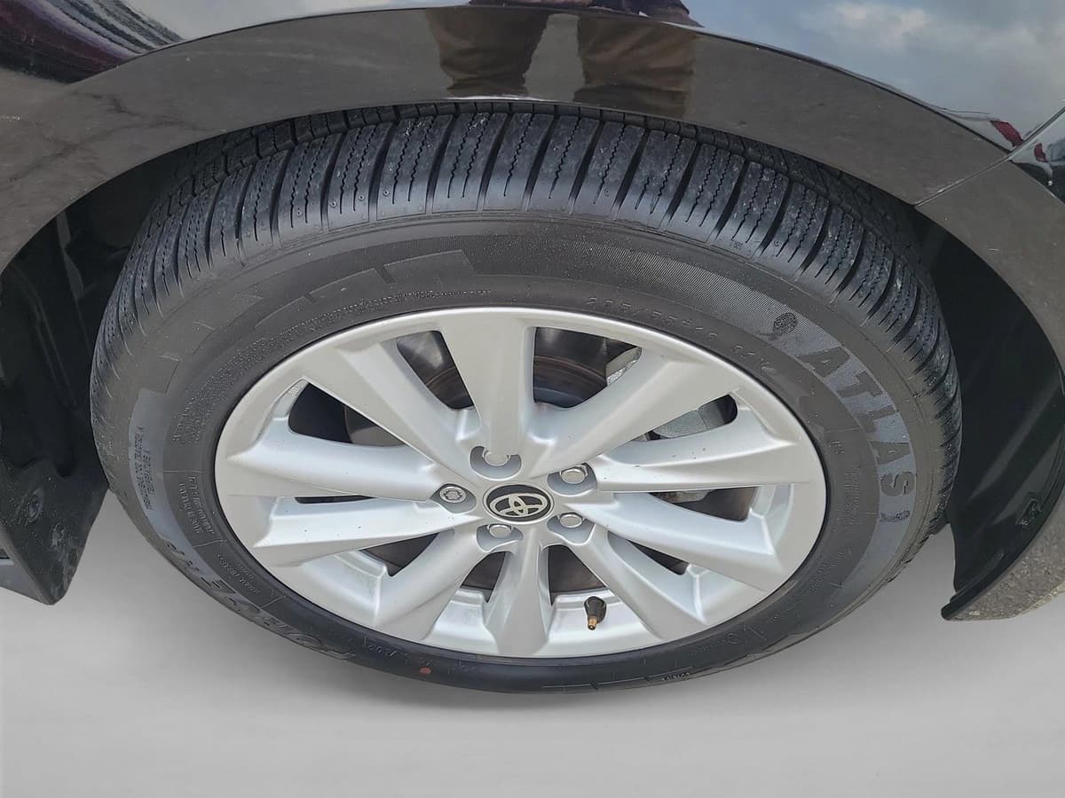 2024 Toyota Corolla Hatchback - Image 10