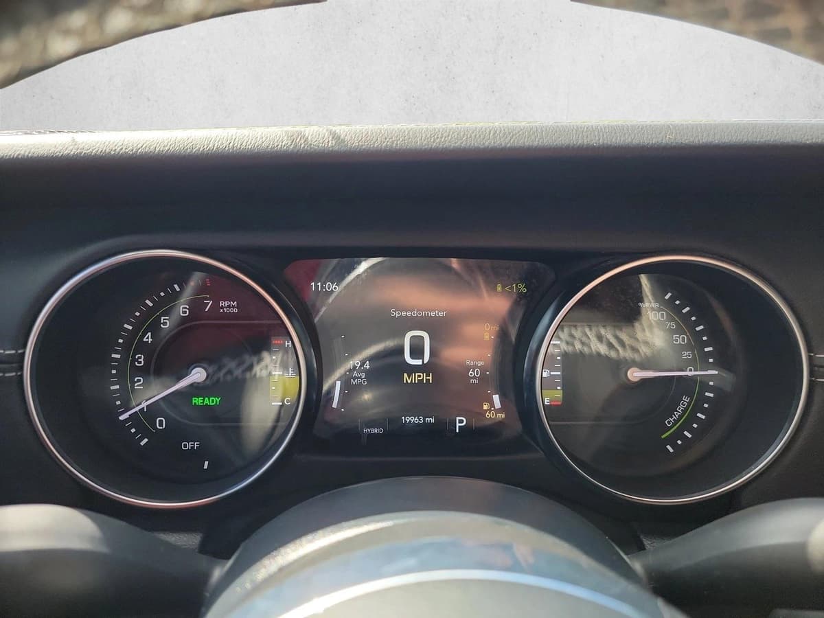 2022 Jeep Wrangler Unlimited 4xe - Image 21