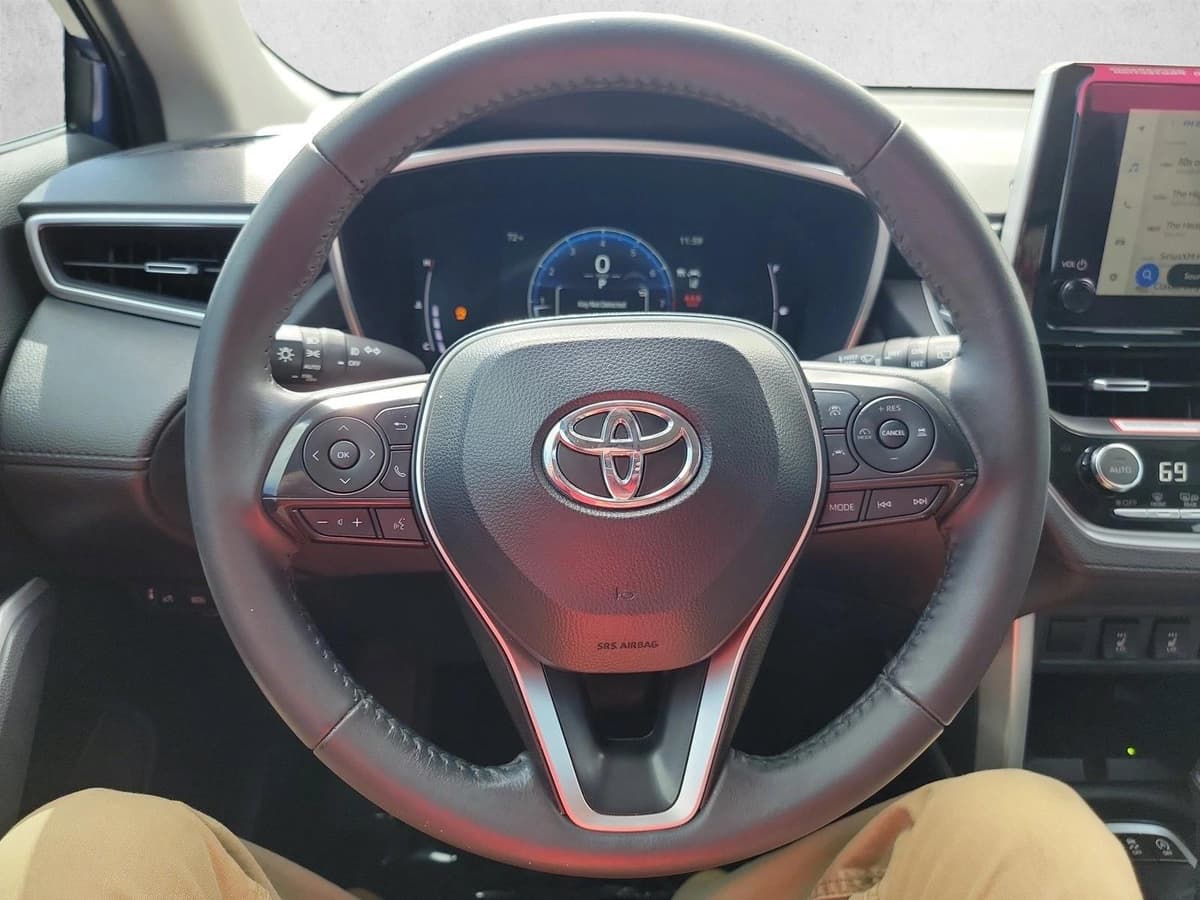 2024 Toyota Corolla Cross - Image 19