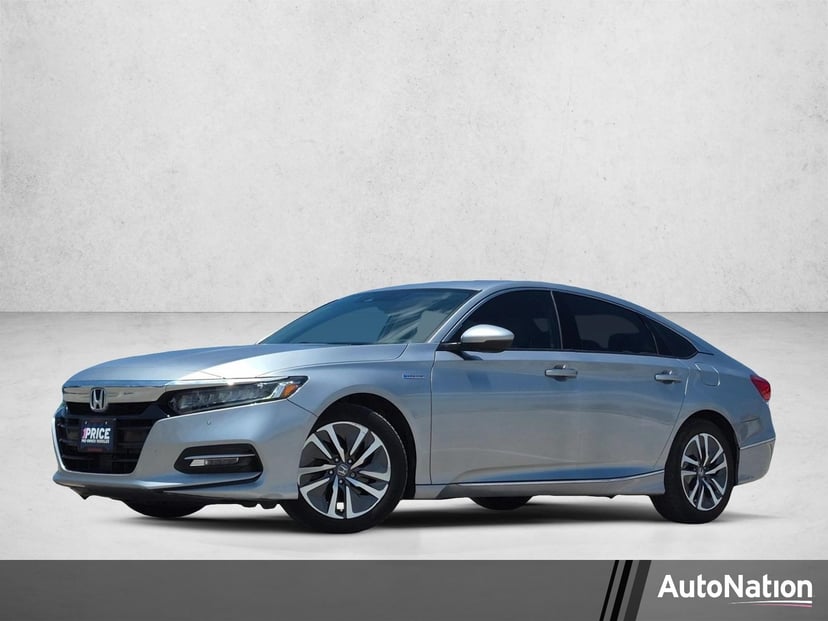 2019 Honda Accord Hybrid - Image 2