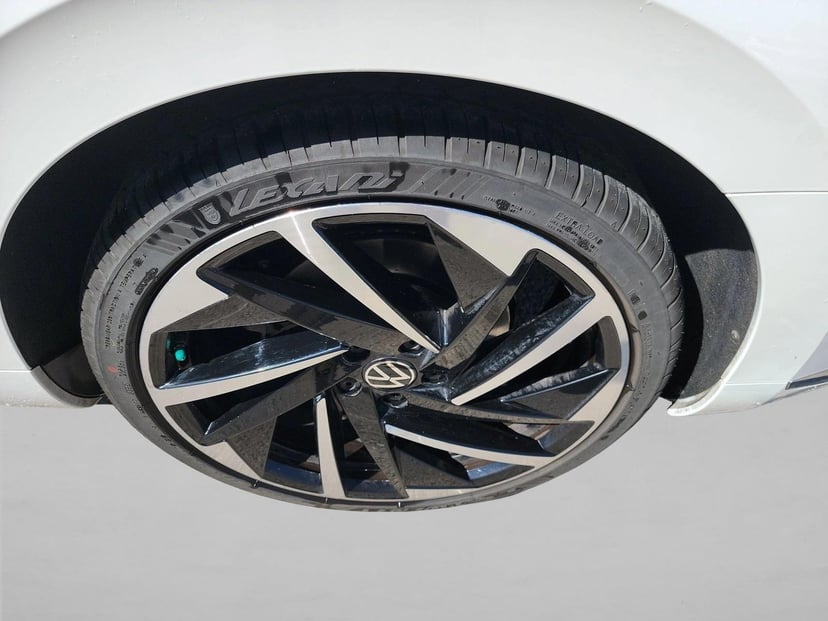 2023 Volkswagen Arteon - Image 12