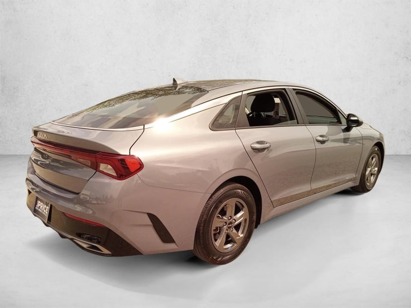 2024 Kia K5 - Image 5