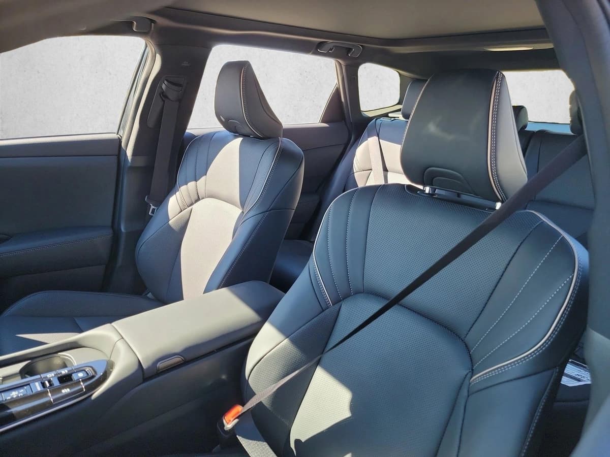 2026 Toyota Crown Signia - Image 10