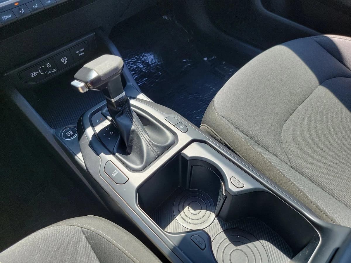 2025 Kia K4 - Image 22