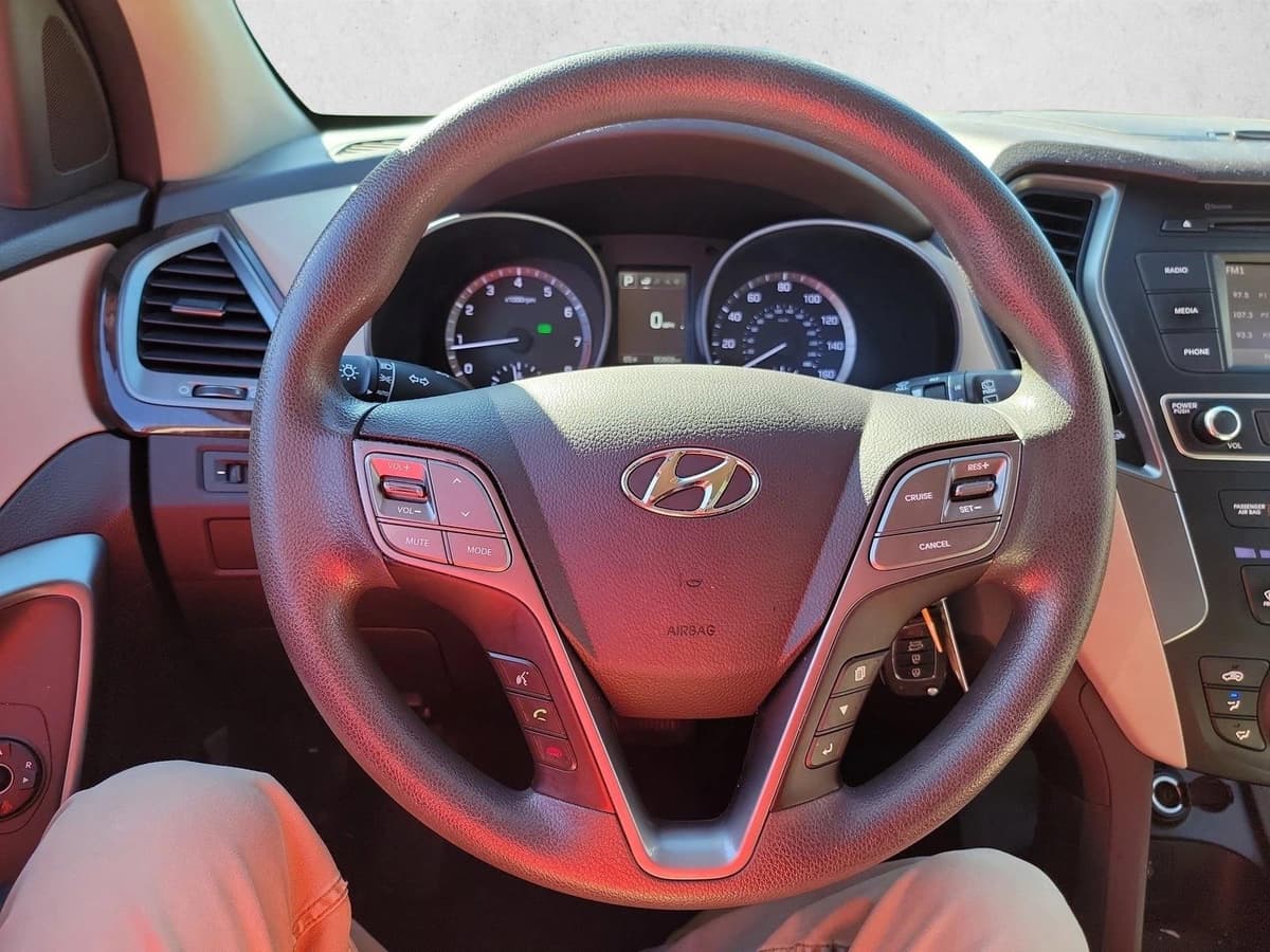 2018 Hyundai Santa Fe Sport - Image 12