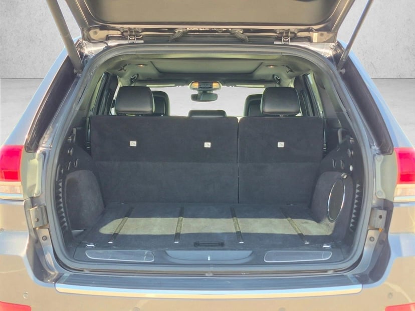2017 Jeep Grand Cherokee - Image 7