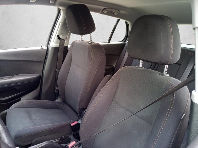 2018 Chevrolet Trax - Image 13