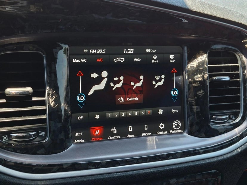 2020 Dodge Charger - Image 13