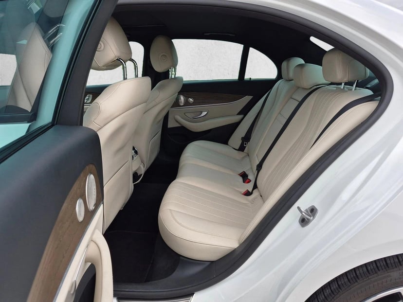 2022 Mercedes-Benz E-Class - Image 19