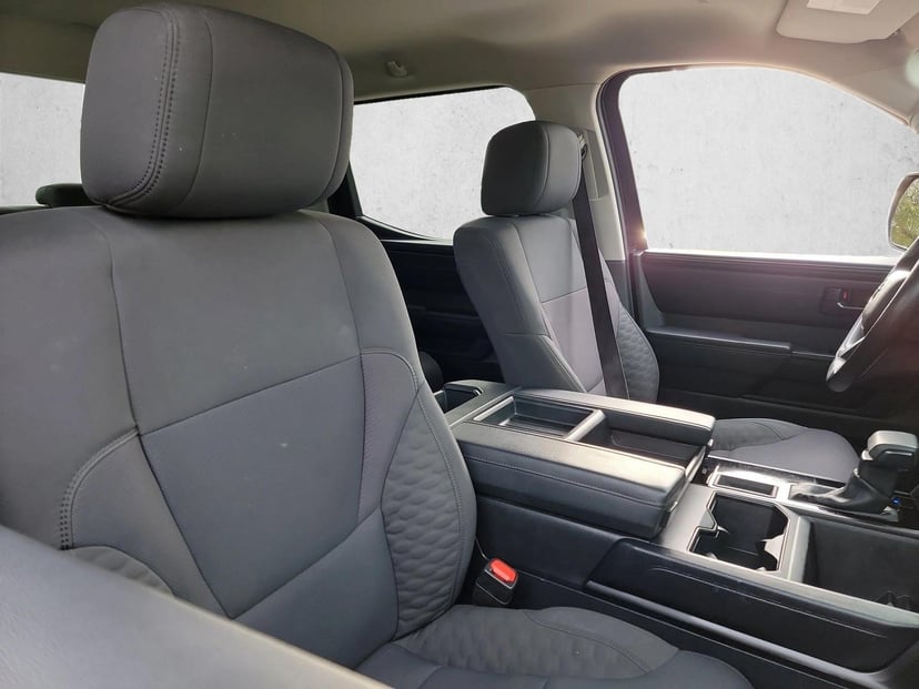 2023 Toyota Tundra - Image 15
