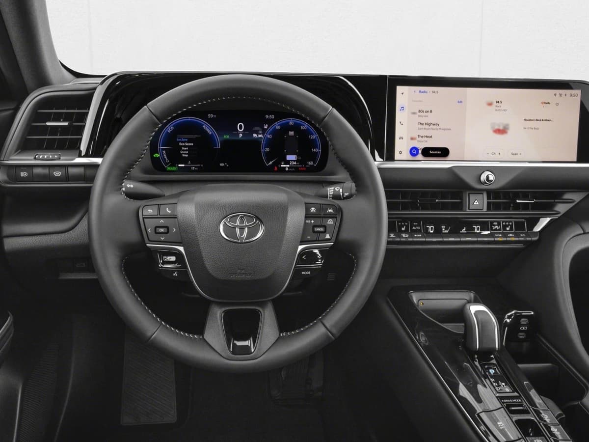 2026 Toyota Crown - Image 4