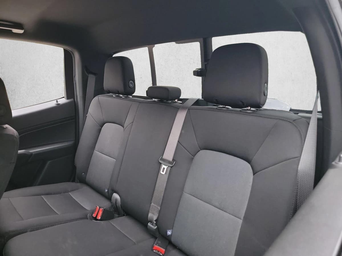 2024 Chevrolet Colorado - Image 12