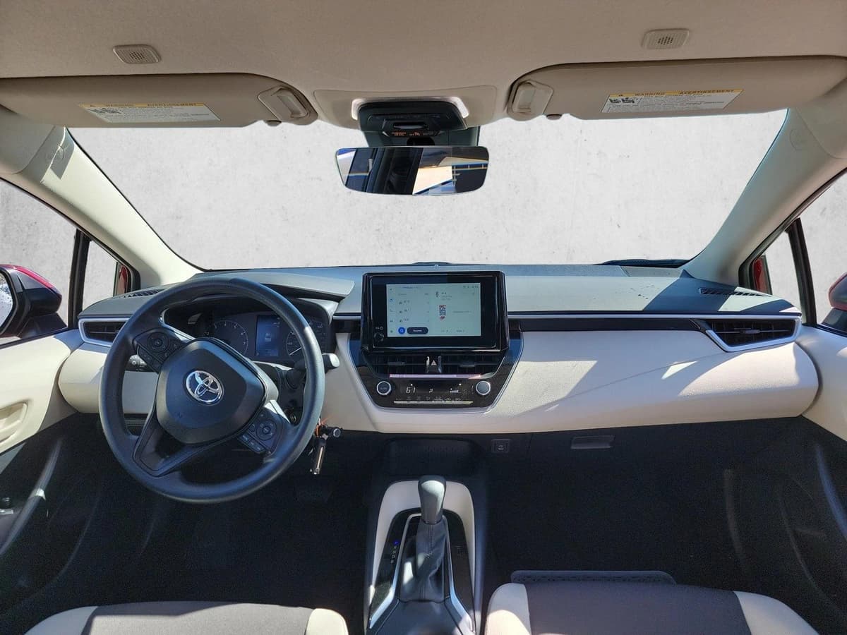 2025 Toyota Corolla - Image 15