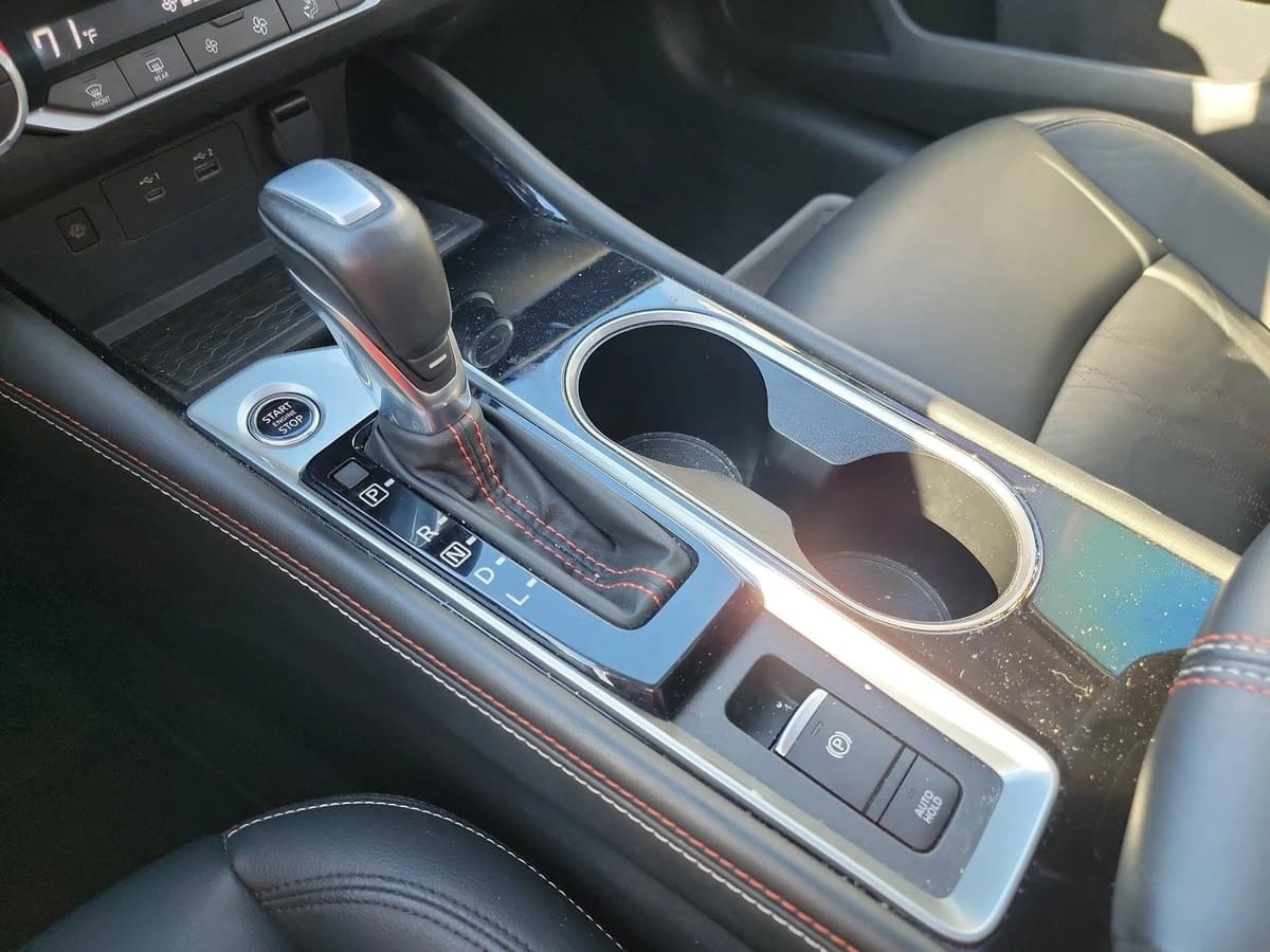 2023 Nissan Altima - Image 24