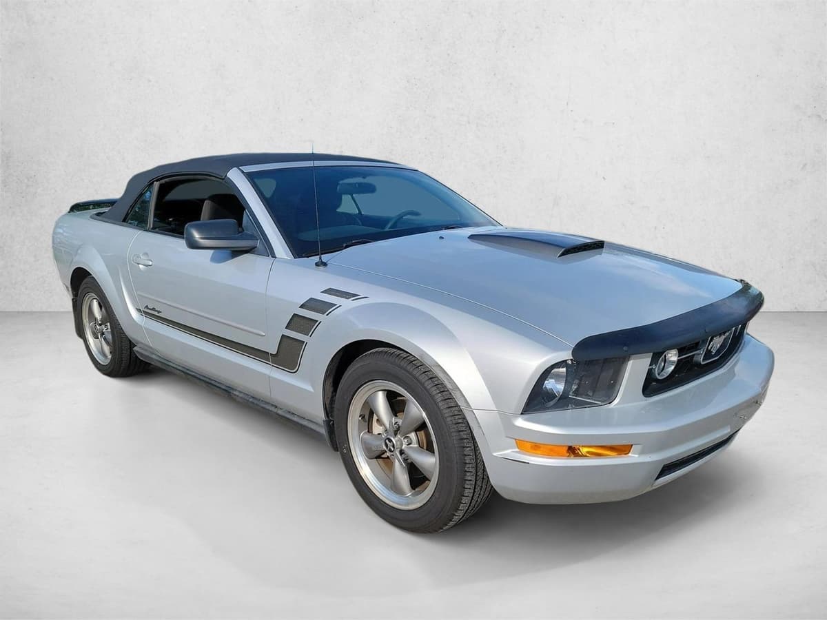 2007 Ford Mustang - Image 3