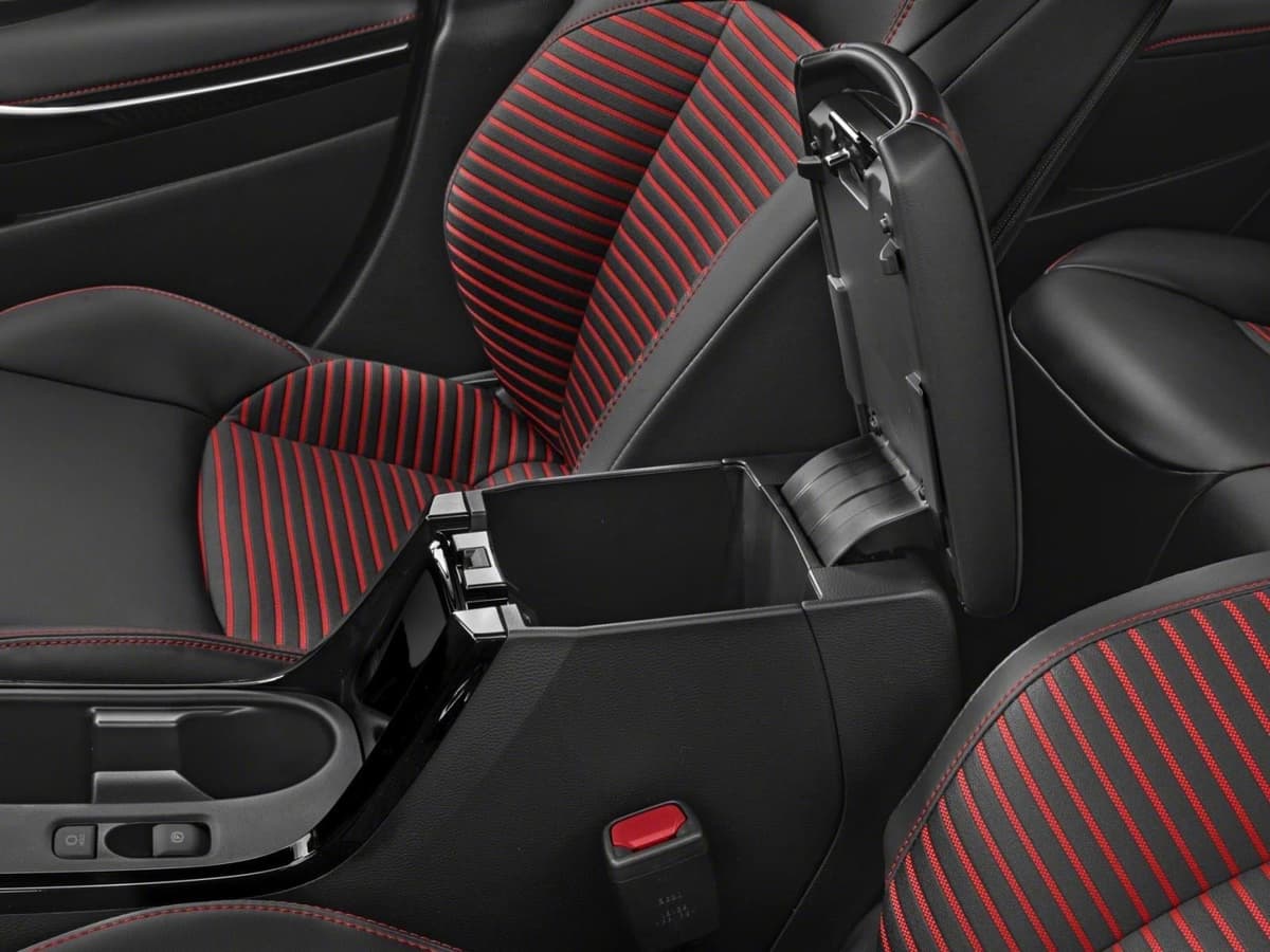 2026 Toyota Corolla - Image 10