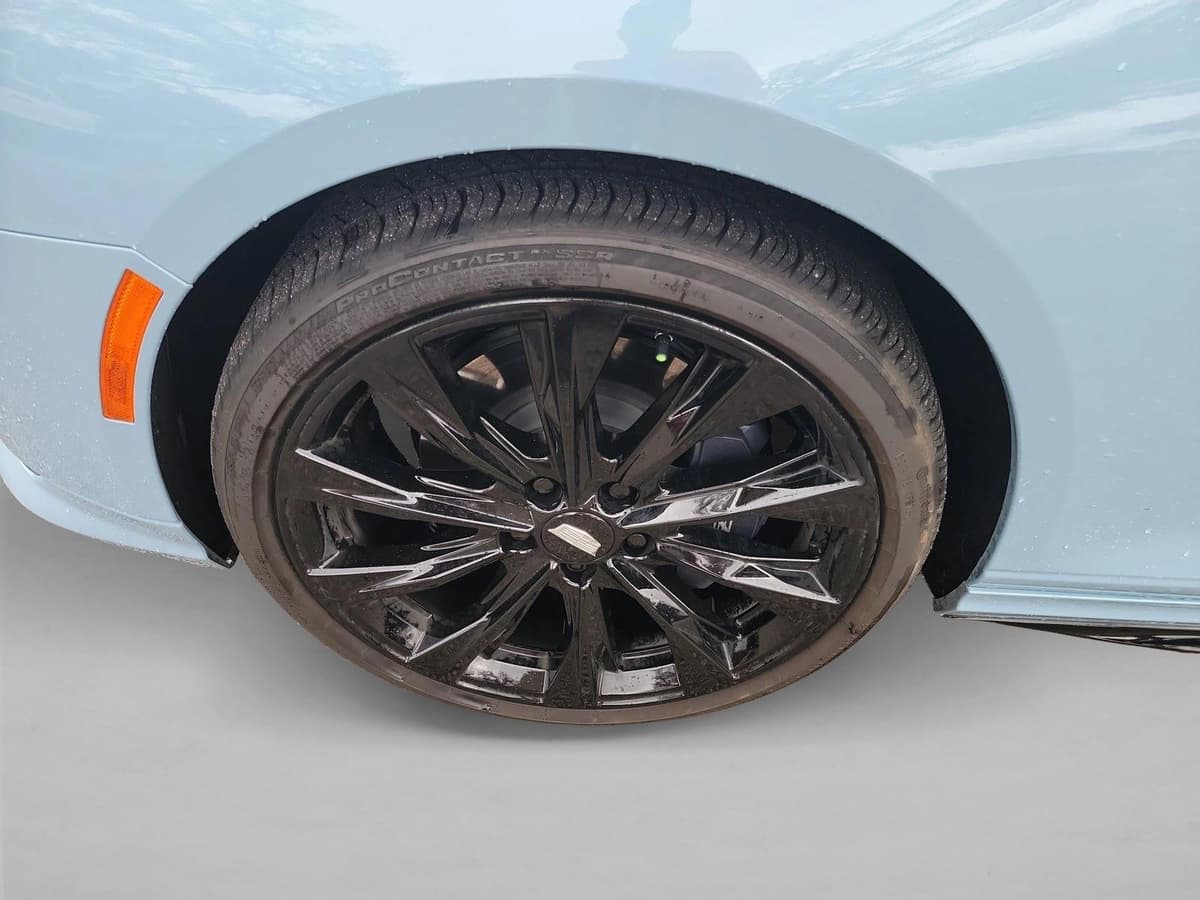 2025 CADILLAC CT4-V - Image 8