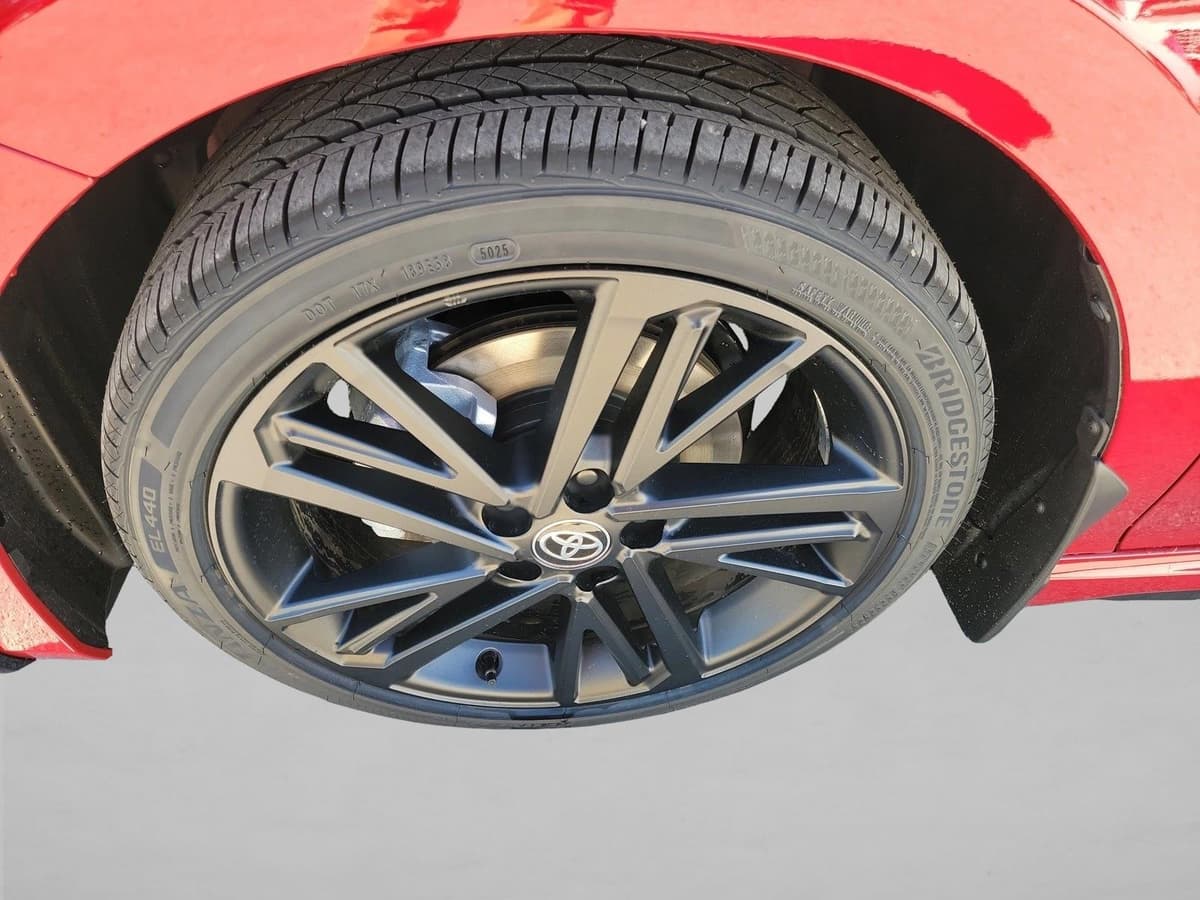 2026 Toyota Camry - Image 9