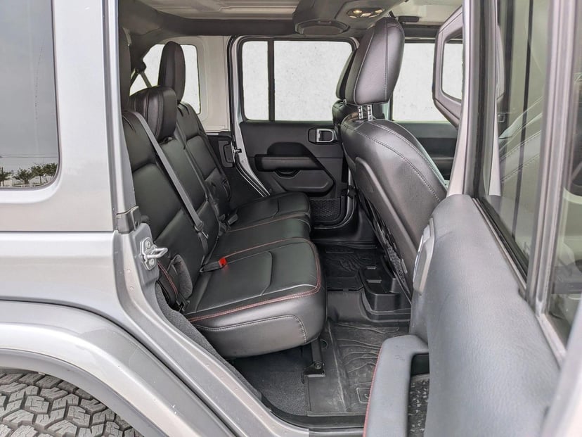2019 Jeep Wrangler - Image 21