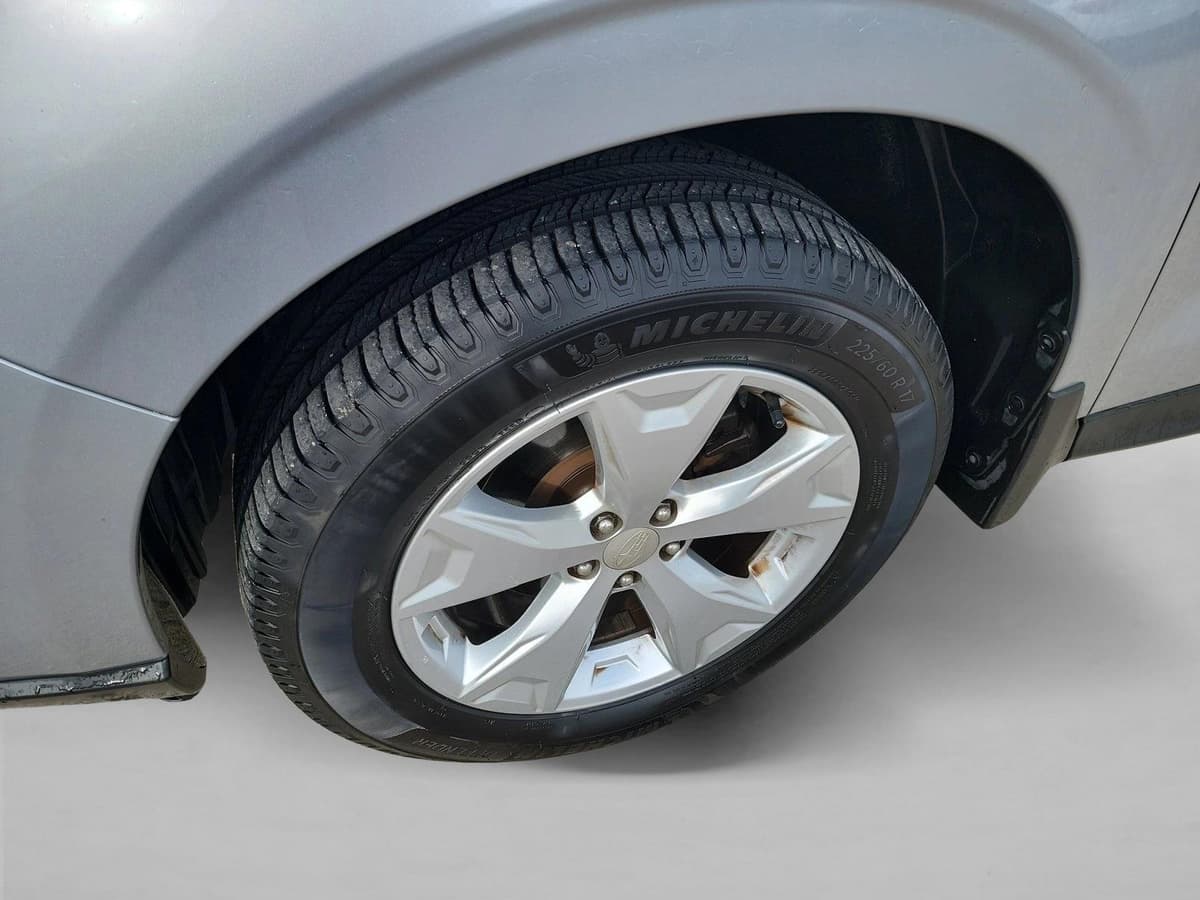 2016 Subaru Forester - Image 9