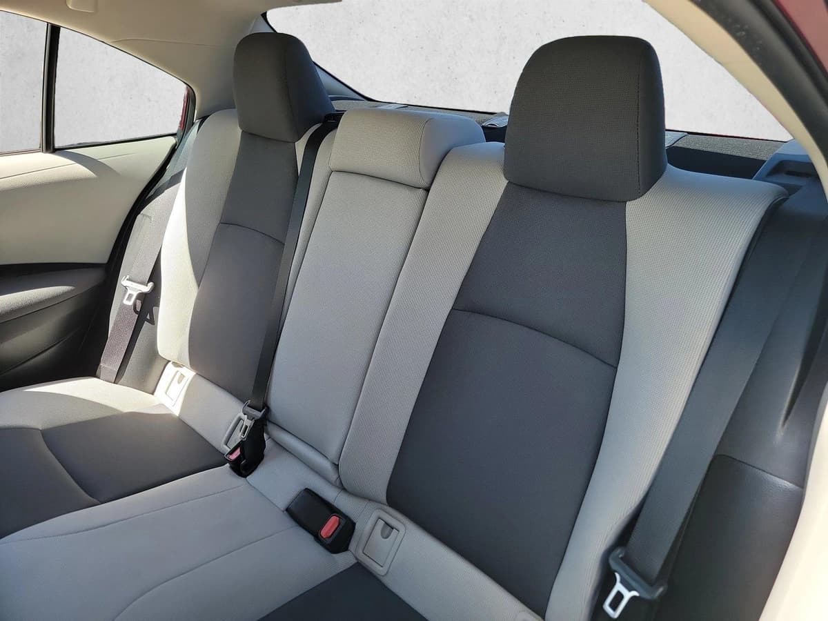 2025 Toyota Corolla - Image 13