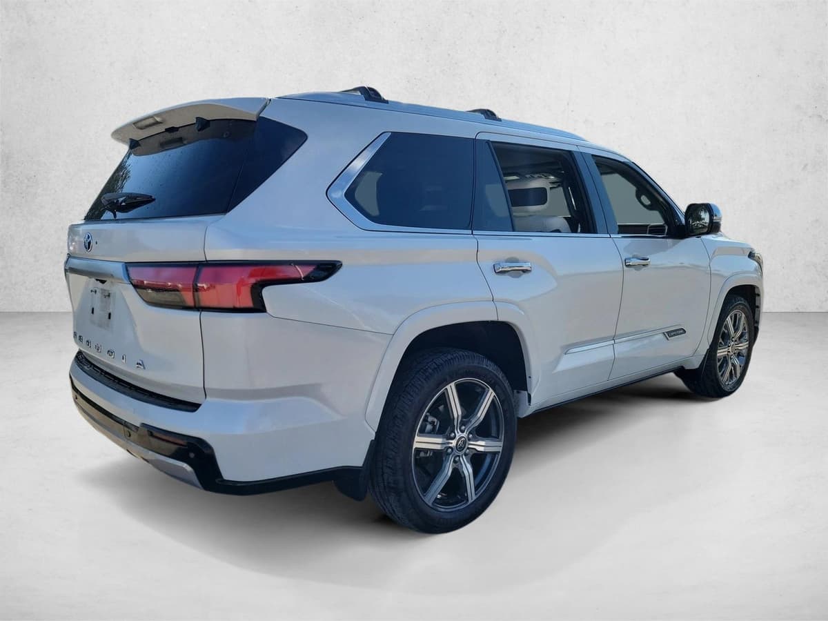 2023 Toyota Sequoia - Image 5