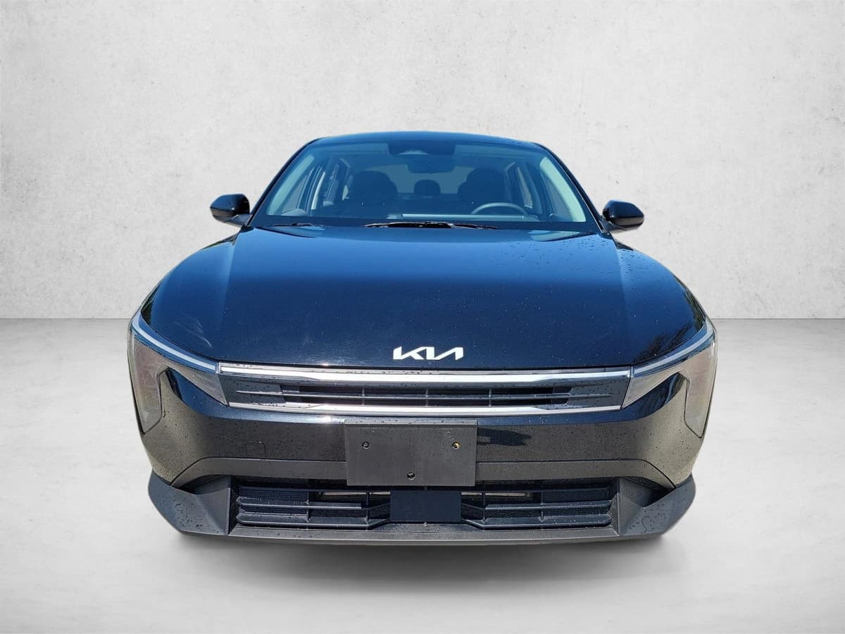 2025 Kia K4 - Image 2