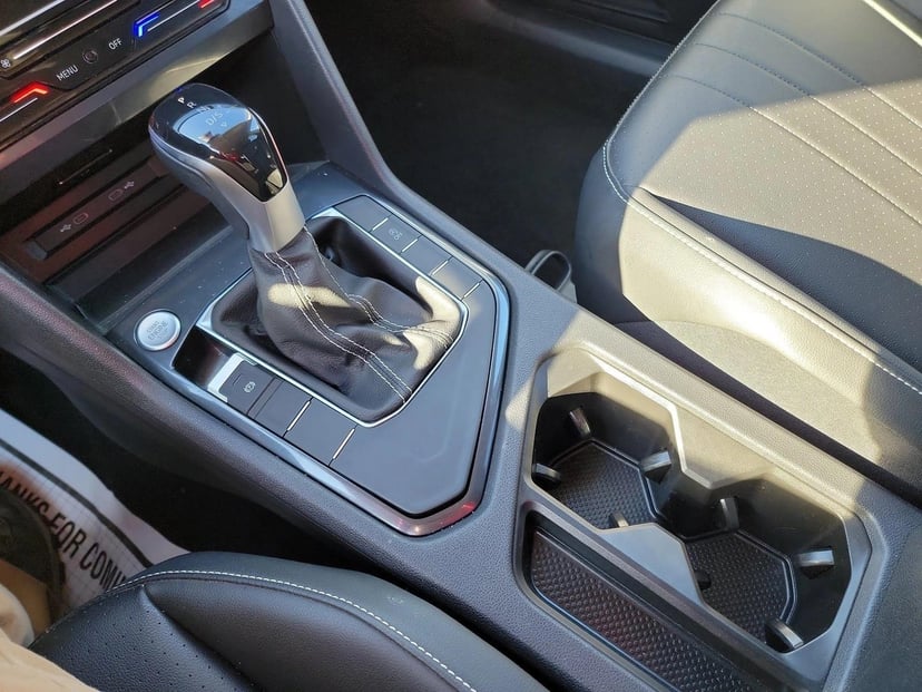 2024 Volkswagen Tiguan - Image 21