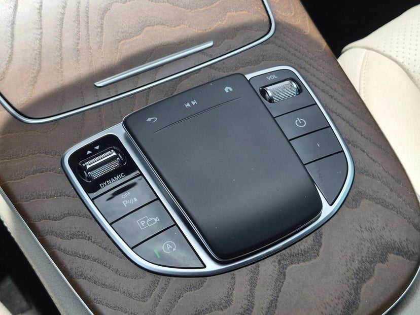 2022 Mercedes-Benz E-Class - Image 15