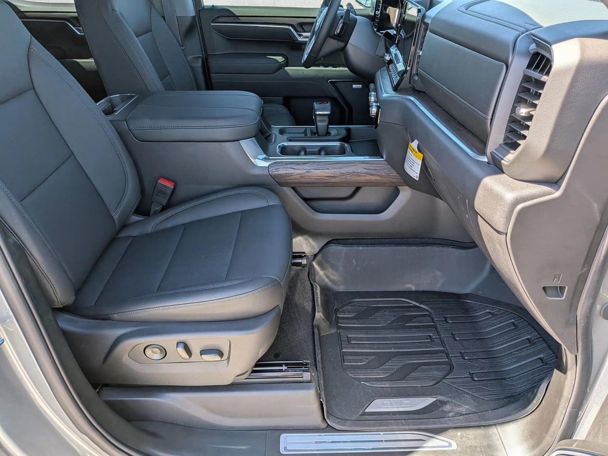 2026 GMC Sierra 1500 - Image 20