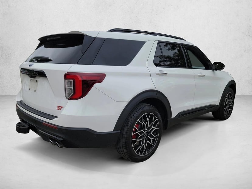 2023 Ford Explorer - Image 5
