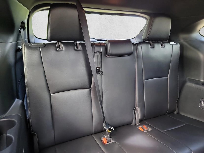 2021 Toyota Highlander - Image 16