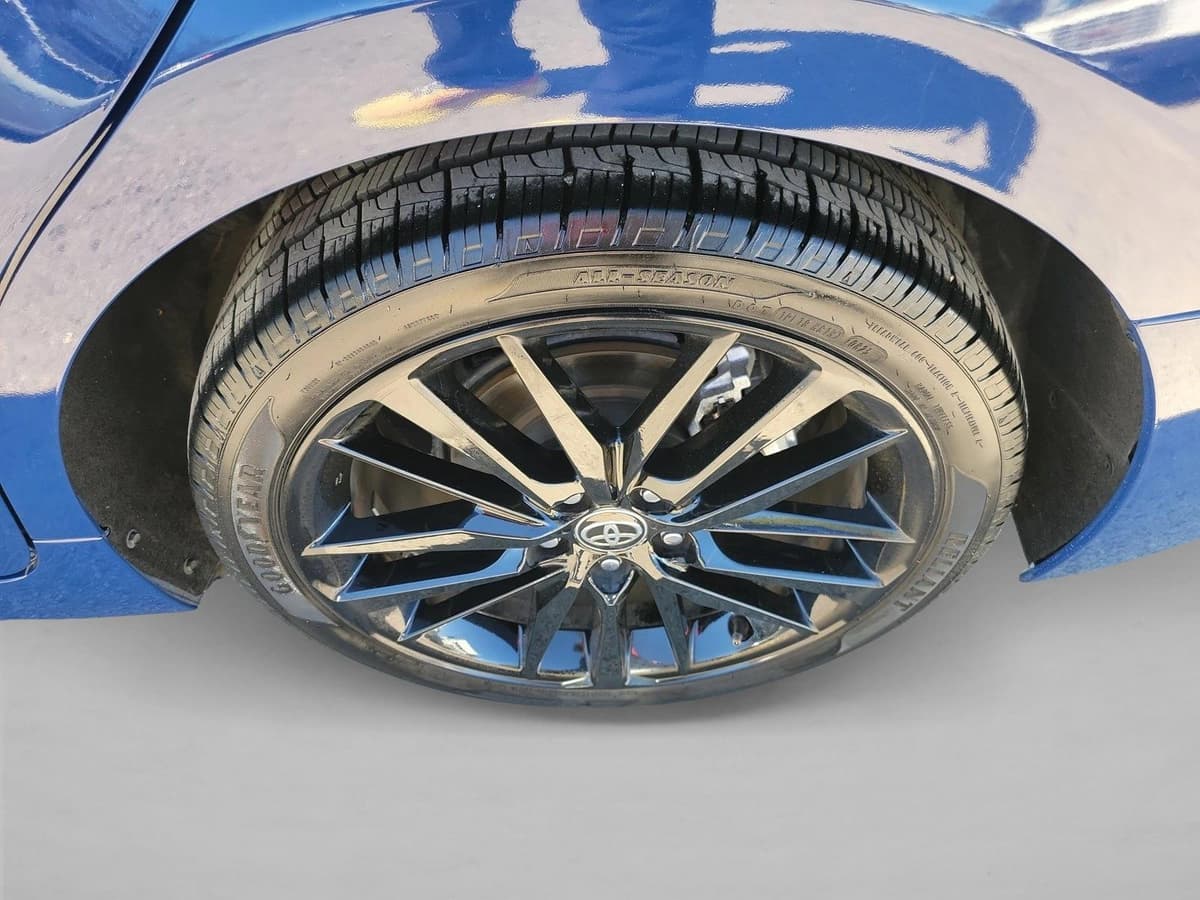 2024 Toyota Camry - Image 12