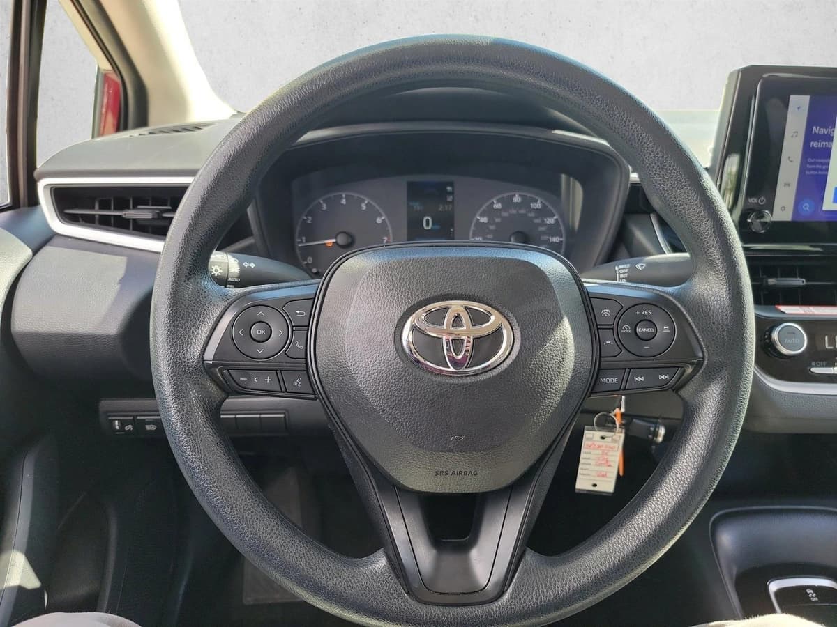 2025 Toyota Corolla - Image 15