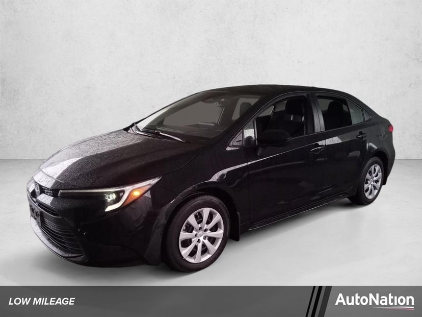 2026 Toyota Corolla Hybrid - Image 2