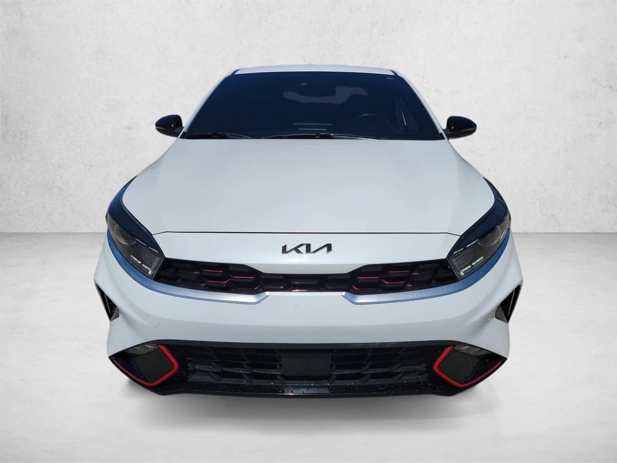 2023 Kia Forte - Image 2