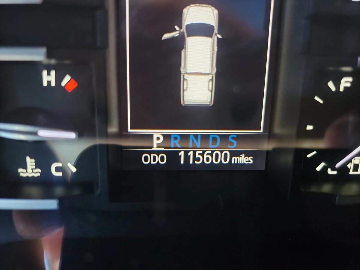 2018 Toyota Tundra - Image 23