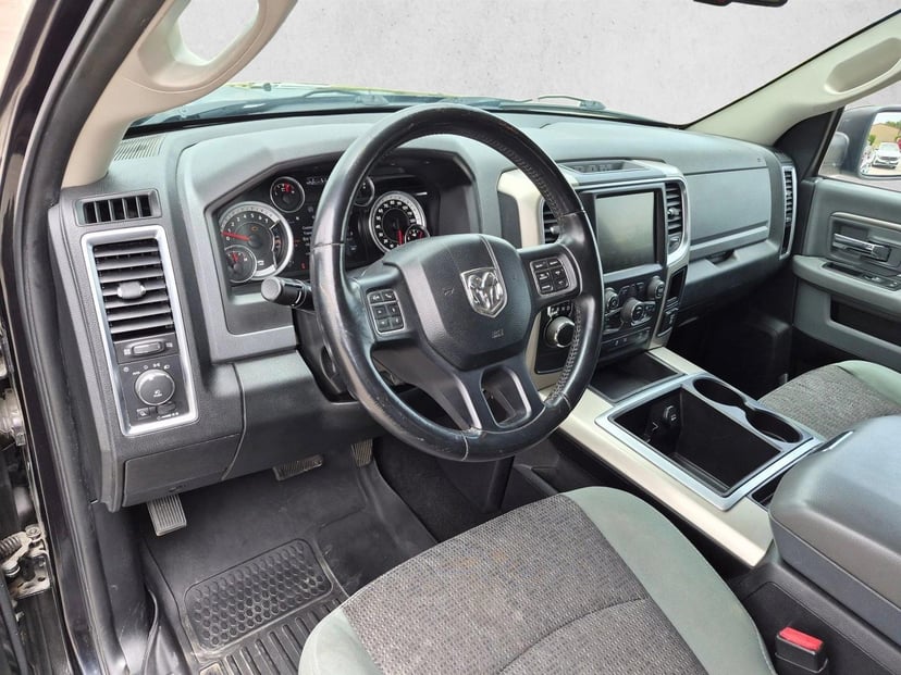 2015 Ram 1500 - Image 10