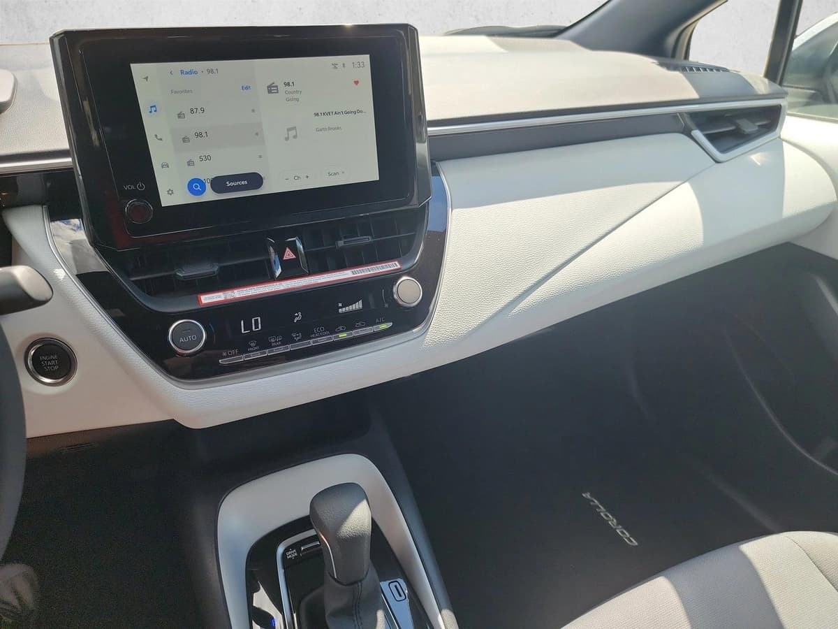 2026 Toyota Corolla - Image 21