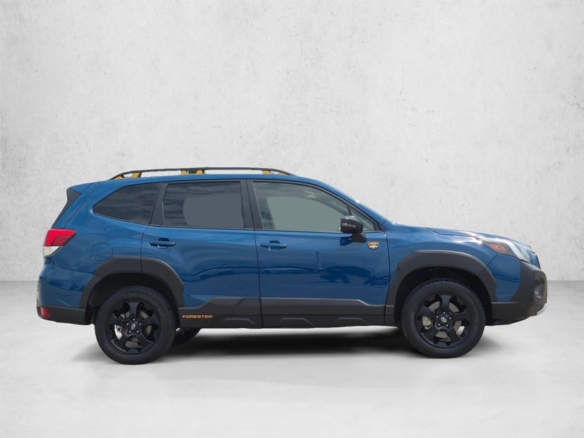 2023 Subaru Forester - Image 3