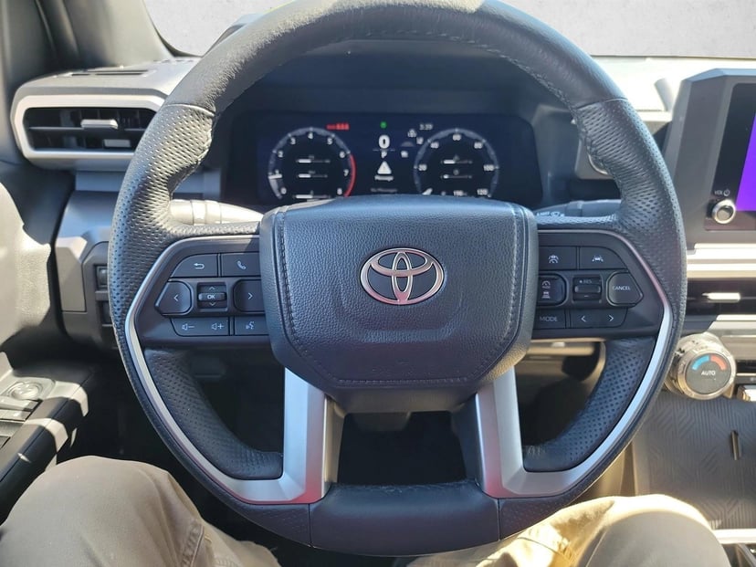 2025 Toyota Tacoma - Image 15