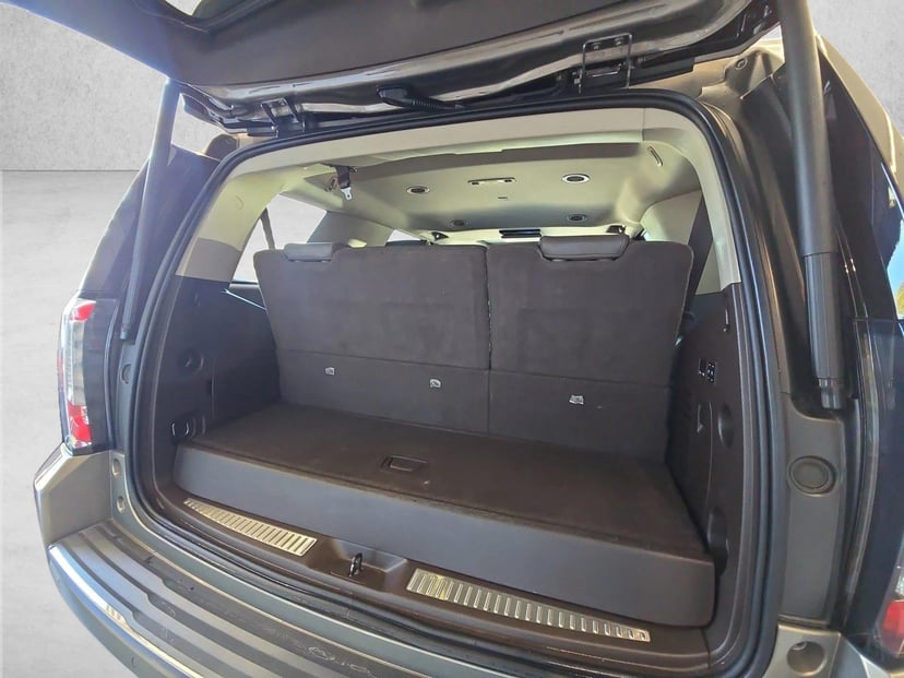 2019 GMC Yukon - Image 6