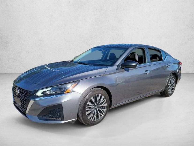2024 Nissan Altima - Image 1