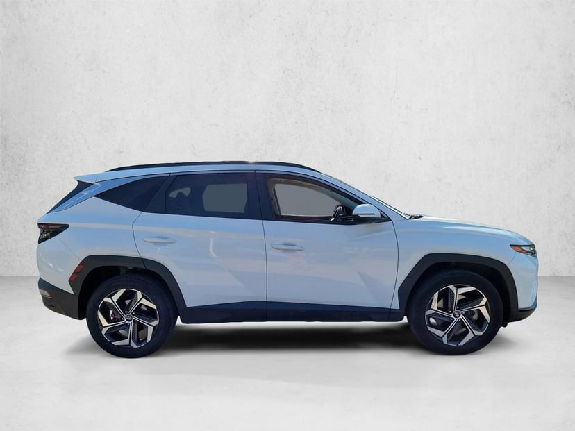 2023 Hyundai Tucson Hybrid - Image 4