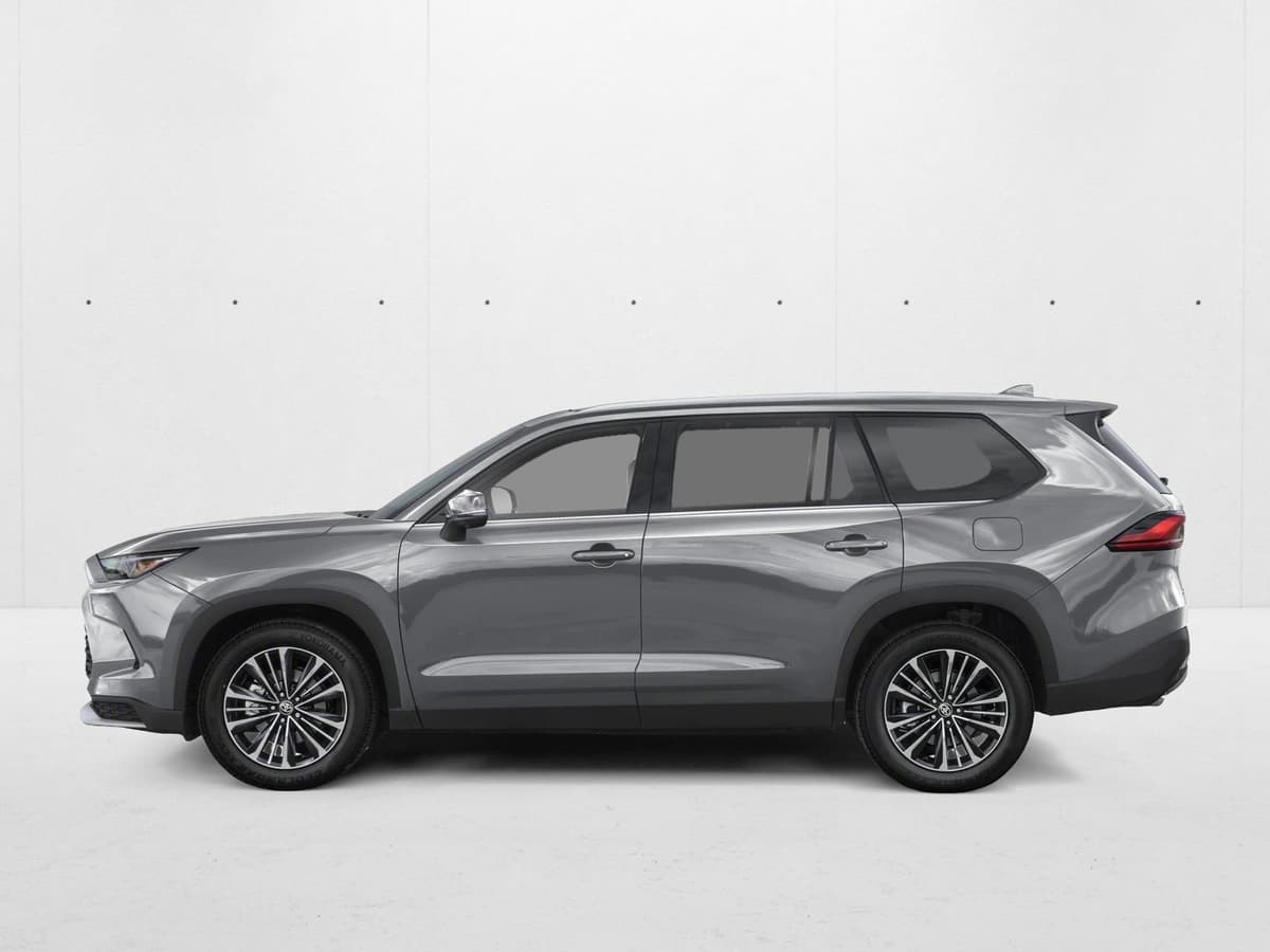 2026 Toyota Grand Highlander Hybrid - Image 3