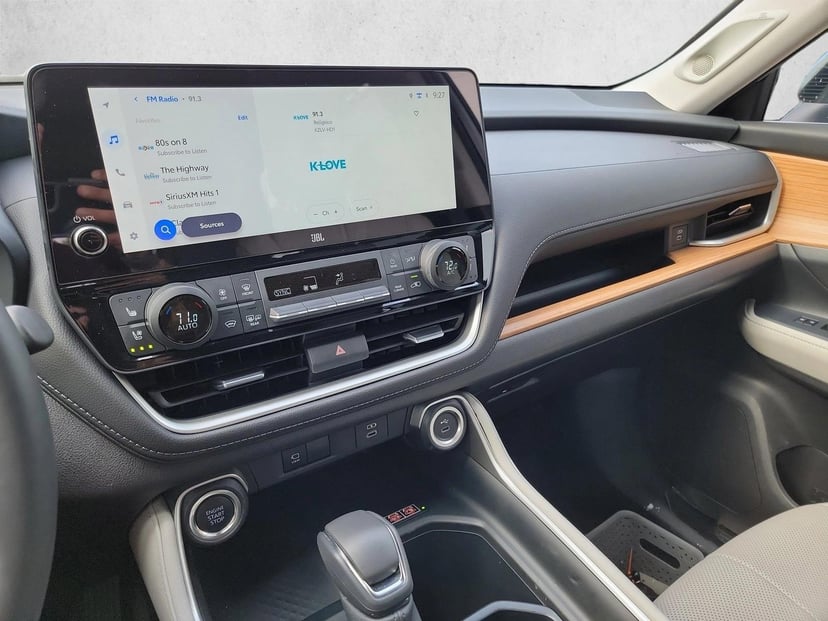 2025 Toyota Grand Highlander - Image 23